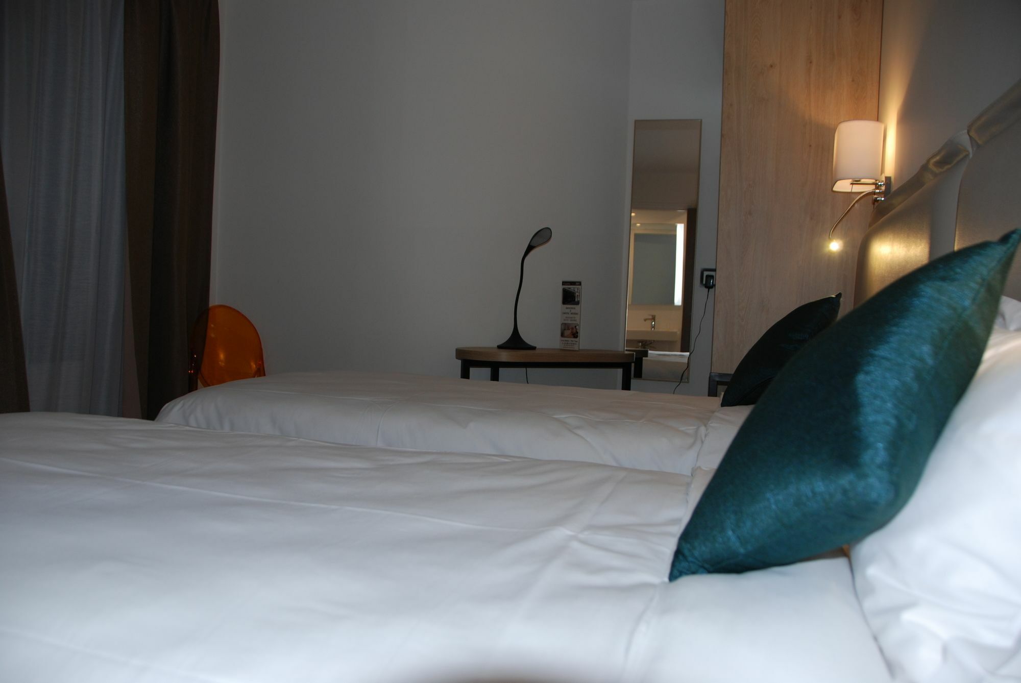 Hotel Courcelles Médéric Parigi Esterno foto